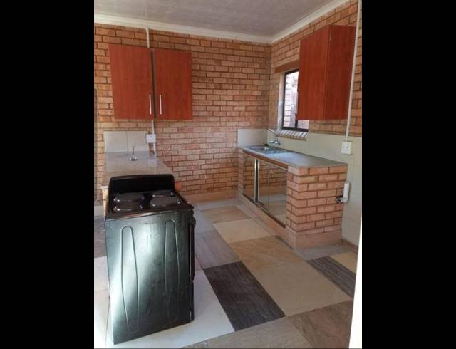 2 BEDROOM PROPERTY TO RENT IN BELLAIR